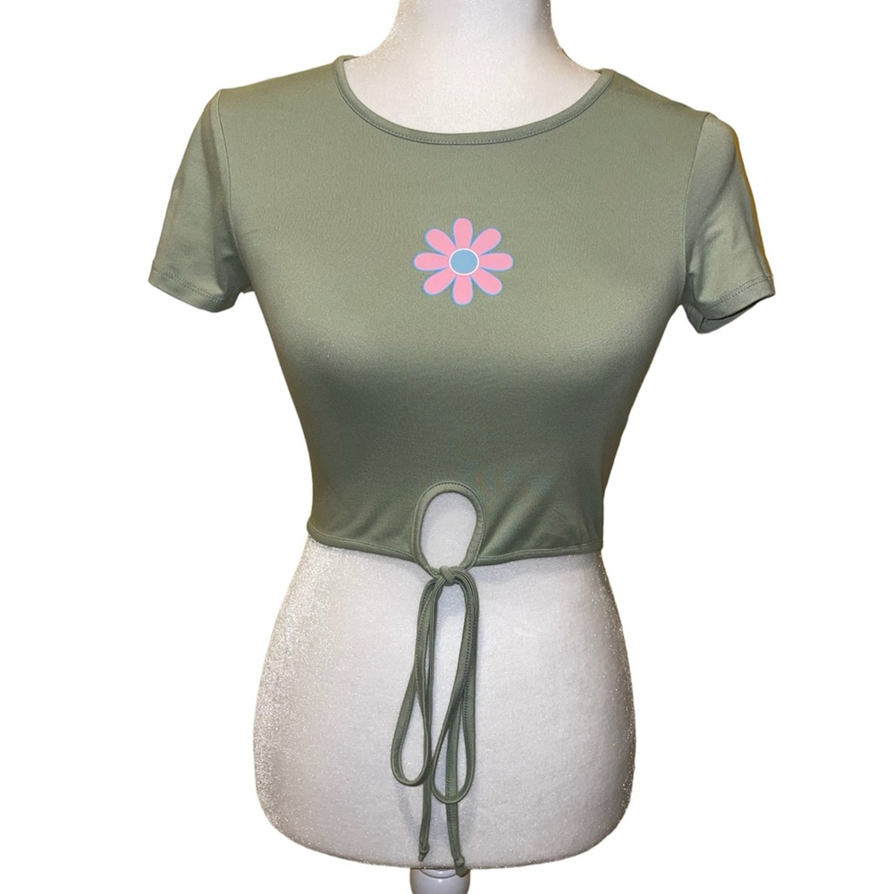 Social Culture‎ Flower Crop Top Small